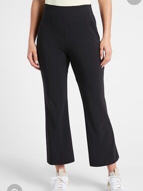 Athleta Cosmic Kick Flare Pant in Black size 6 Women’s Pant